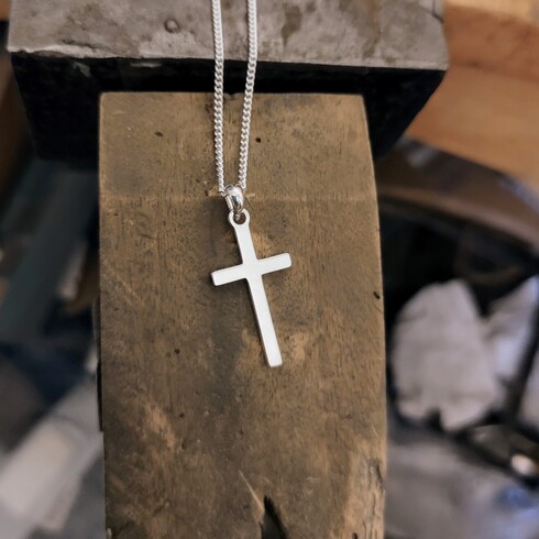 Silver cross pendant