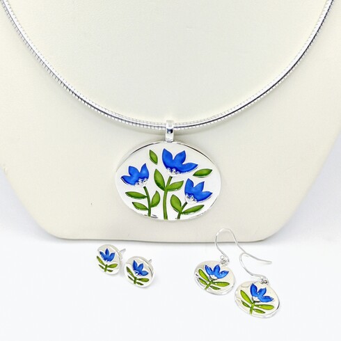 Large silver enamel pendant three flower lapis blue