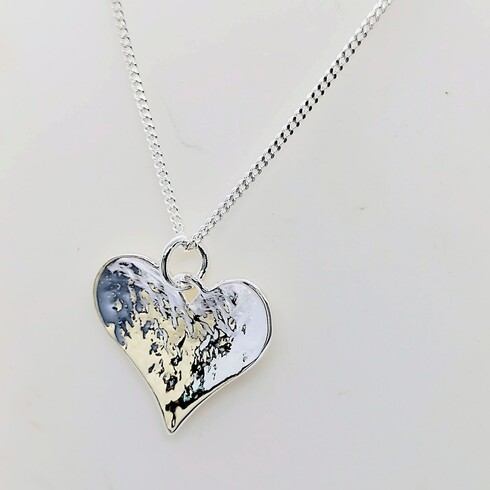 Sweetheart pendant