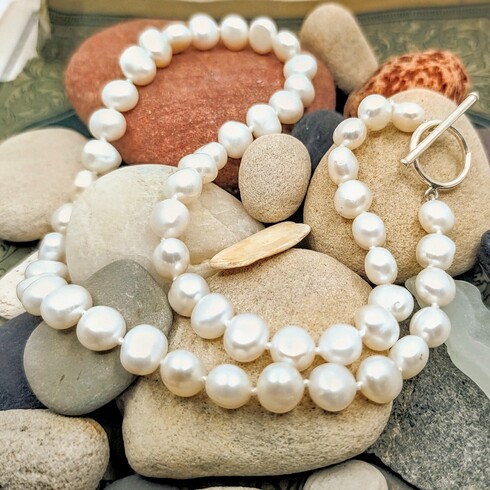 Hand knotted freshwater pearl necklace